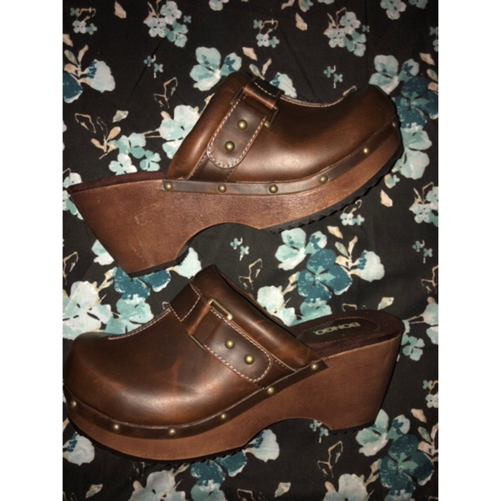 Cute Brown Clogs